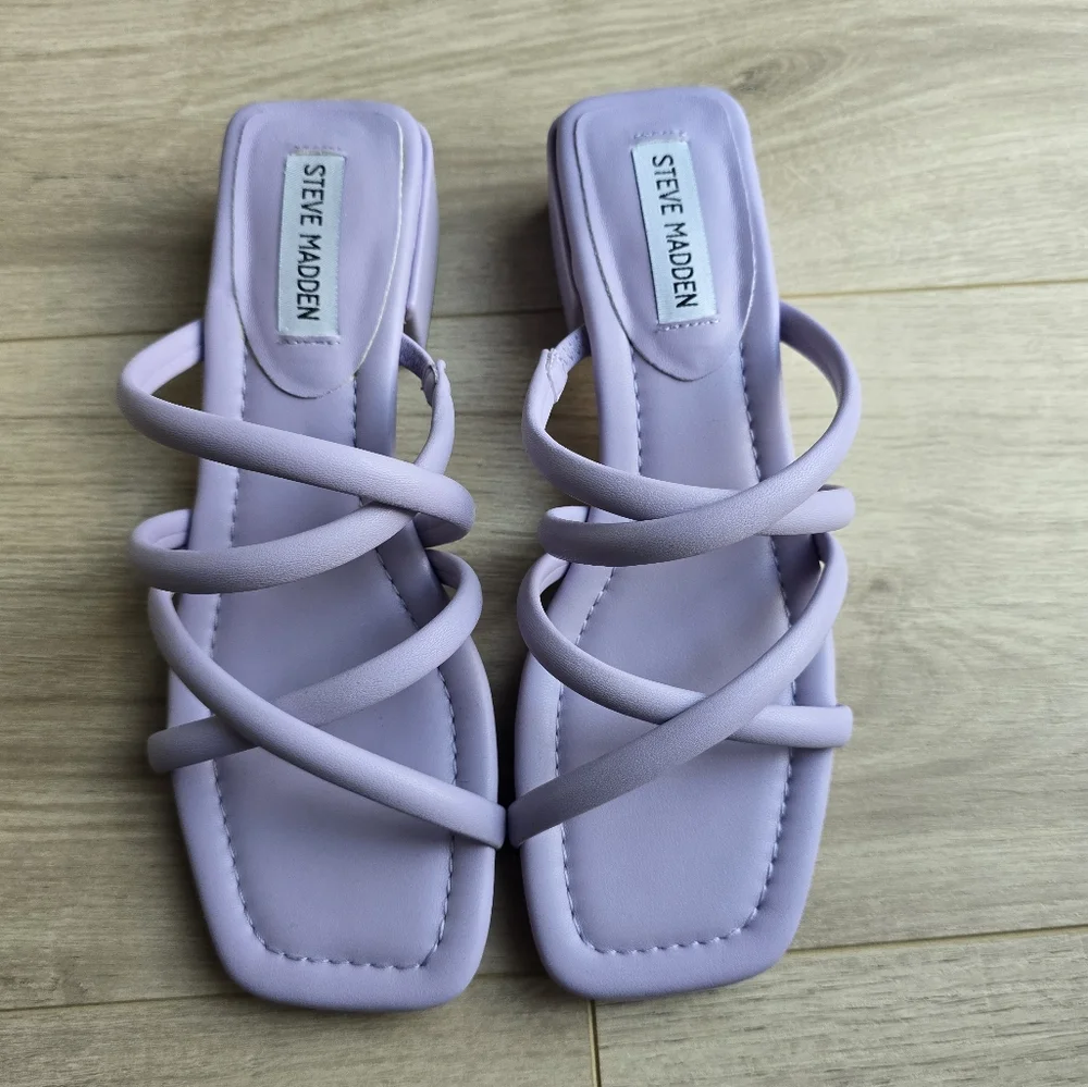 Steve Madden Heels, Size 7.5 - Picture 2 of 4